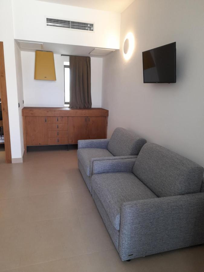 Masseria Rifisa Agriresort Caprarica di Lecce エクステリア 写真