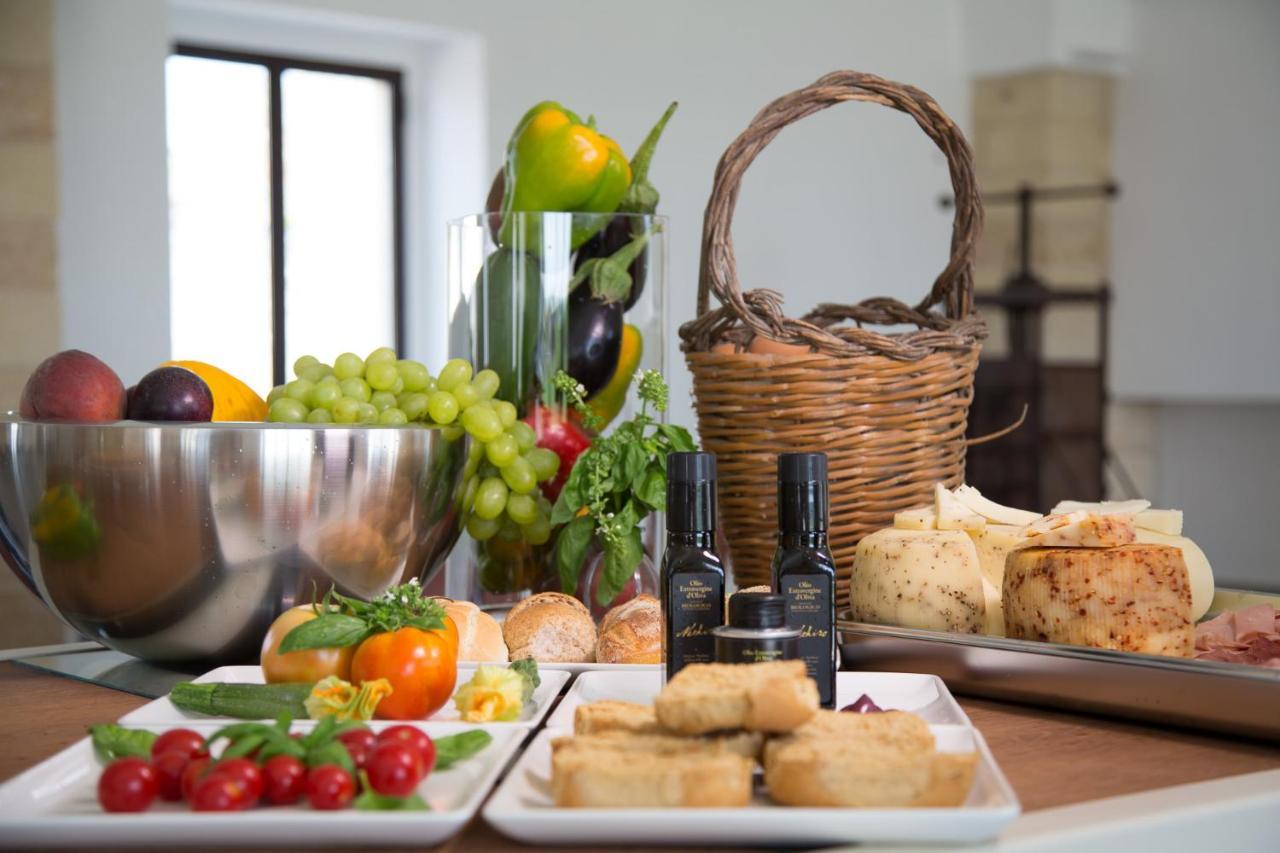 Masseria Rifisa Agriresort Caprarica di Lecce エクステリア 写真