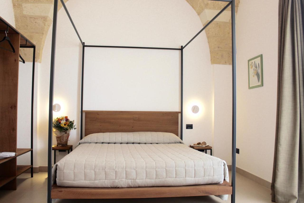 Masseria Rifisa Agriresort Caprarica di Lecce エクステリア 写真