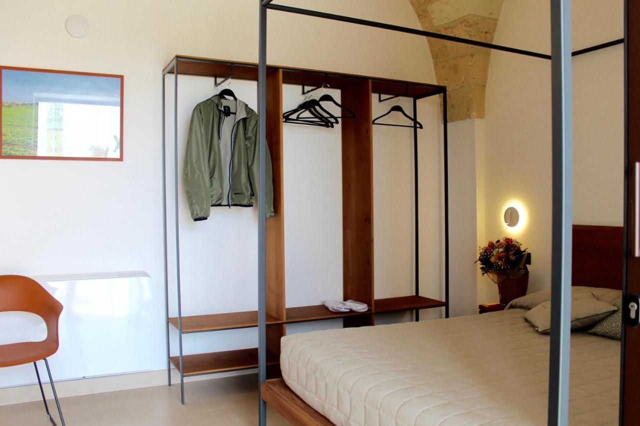 Masseria Rifisa Agriresort Caprarica di Lecce エクステリア 写真