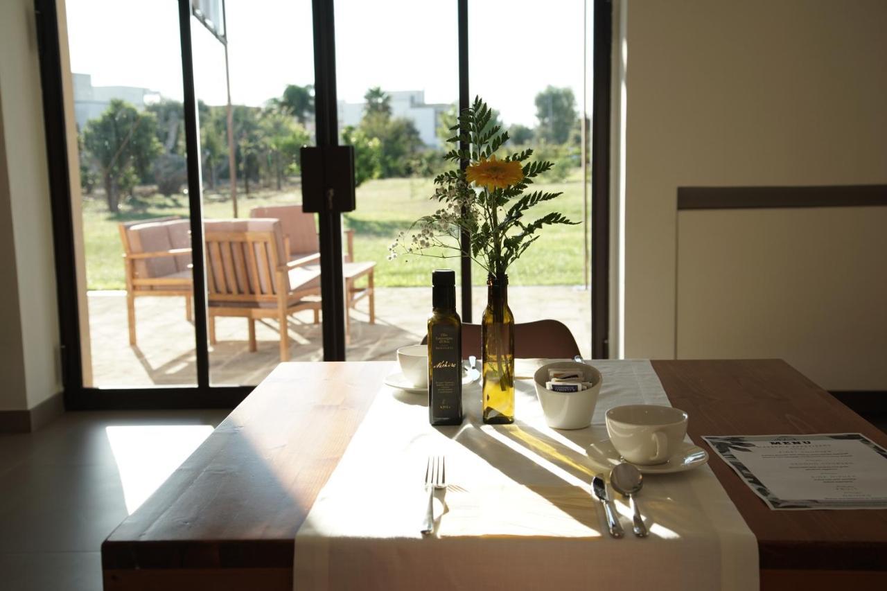 Masseria Rifisa Agriresort Caprarica di Lecce エクステリア 写真